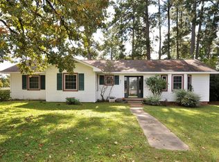 811 W Semands Ave, Conroe, TX 77301