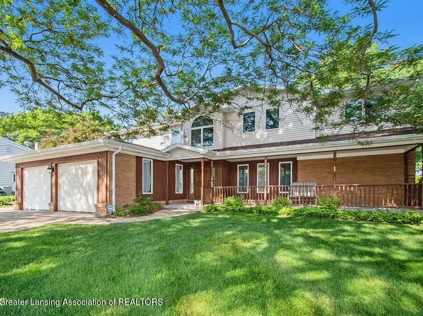 1011 Sheldon Row, Charlotte, MI 48813