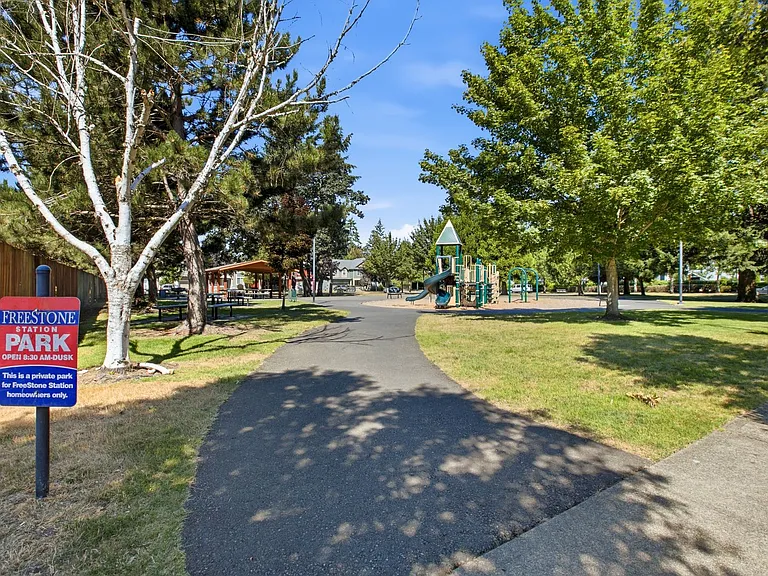 8436 14th Ave SE — Photo 48