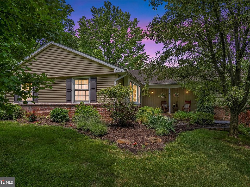 1st image of 69 Spring Garden Mill Dr