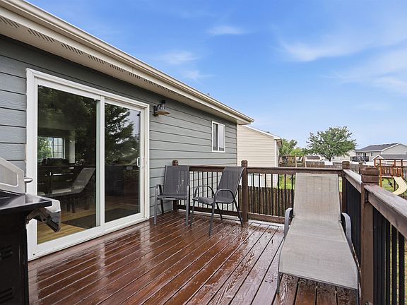 3rd image of 1316 W Creekside Dr