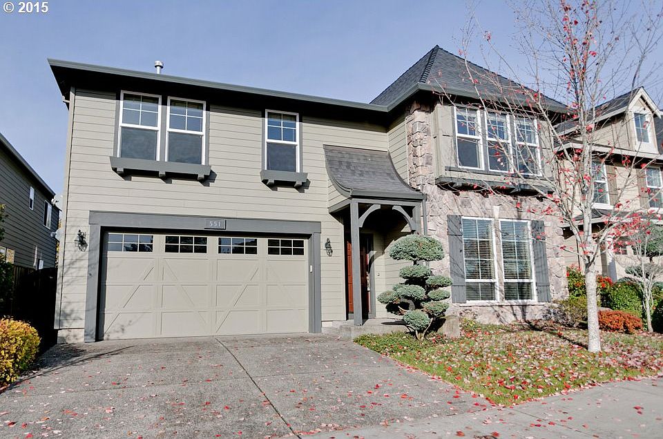 1st image of 551 NW Cambray Pl