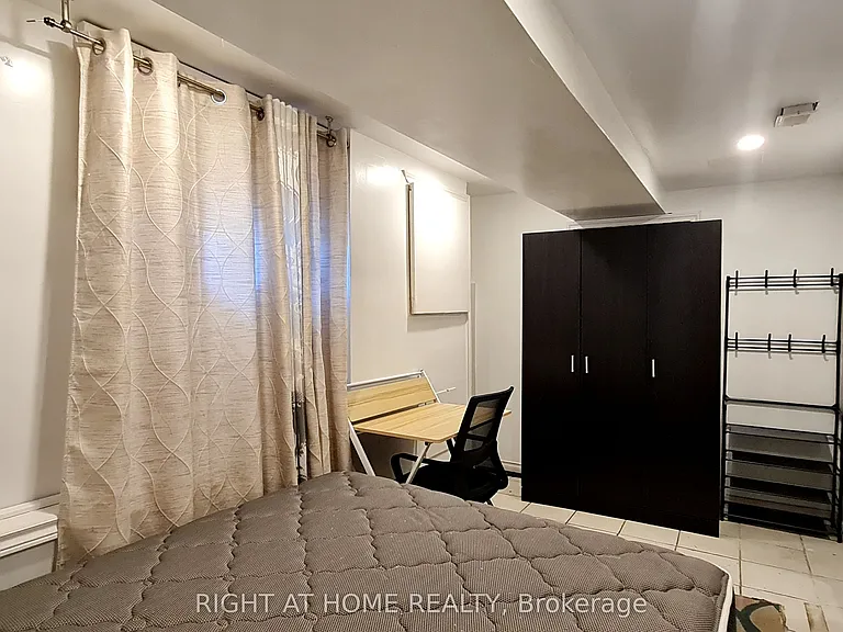 55 Littleleaf Dr #D — Photo 2