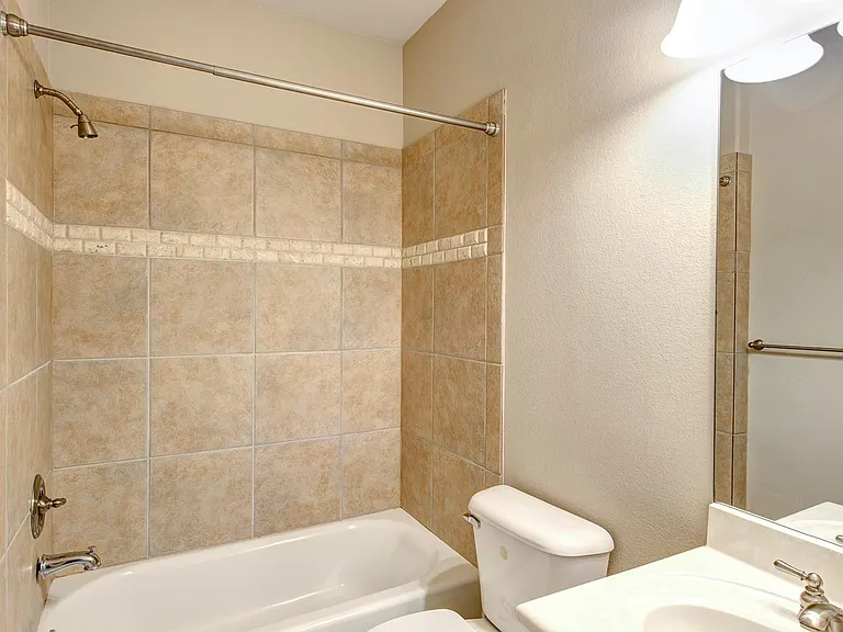 4003 Feagan St #2 — Photo 4