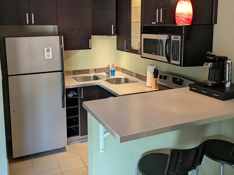 223 W Center St #5 — Photo 5