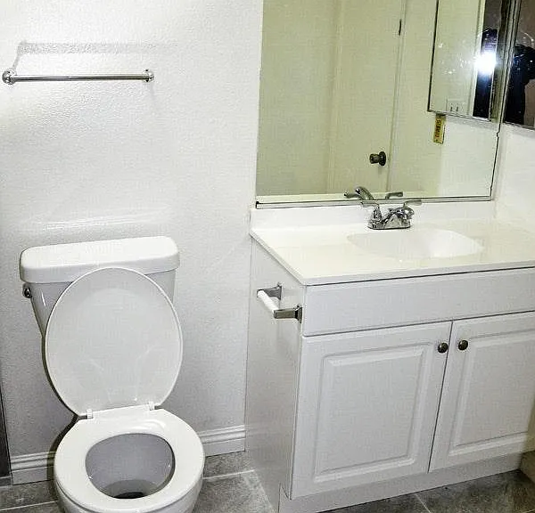 1555 E Fairfield Ct #3 — Photo 10