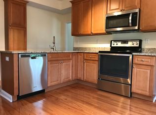 176 Reed St #2, Rockland, MA 02370