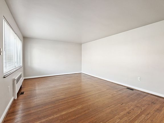 5th image of 3336 Boudinot Ave APT 2