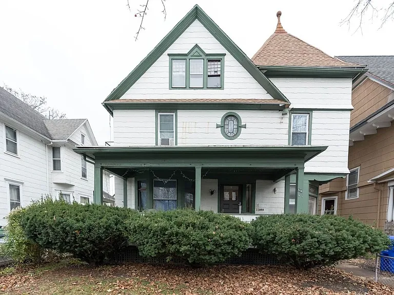 59 Amherst St — Photo 1