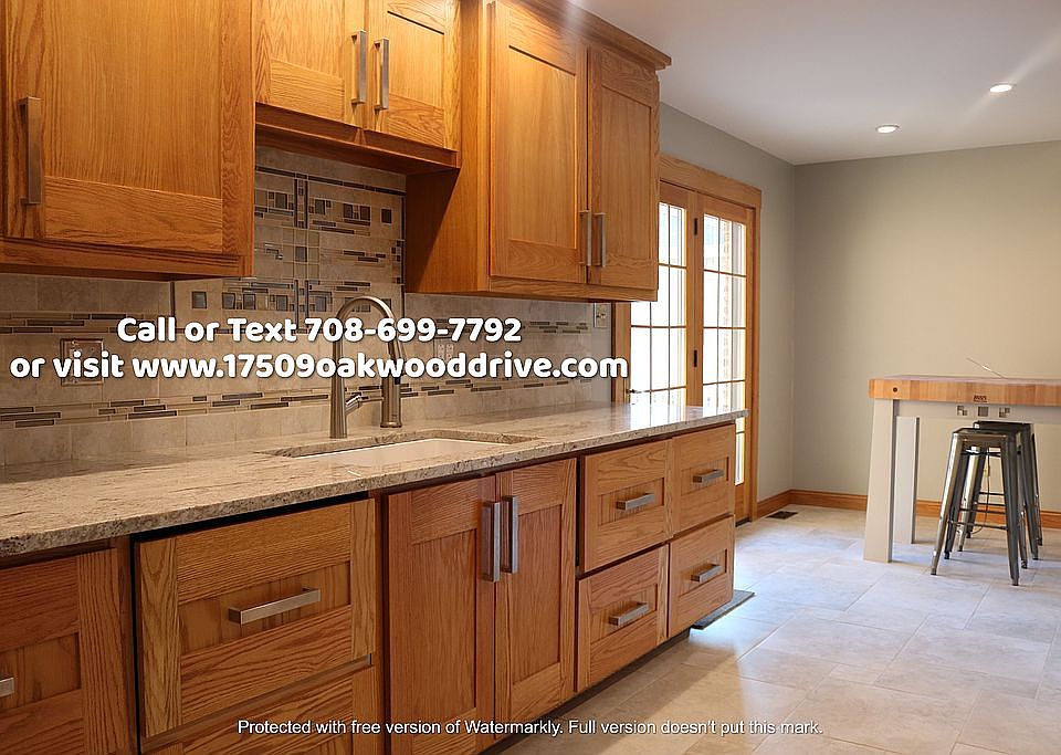 1st image of 17509 Oakwood Dr