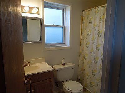 4th image of 7 Harmony Ln