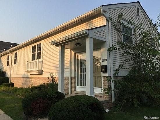 1st image of 20904 E Glen Haven Cir