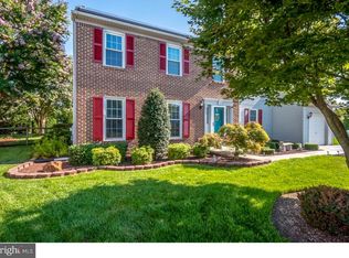 9 Fern Ct, Newark, DE 19702
