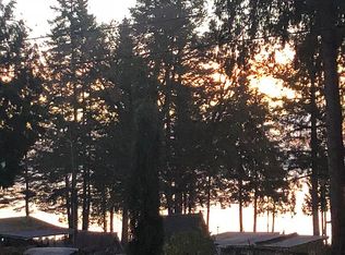 31 Bay View Ave, Brinnon, WA 98320