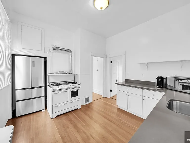 173 A Hartford St — Photo 30