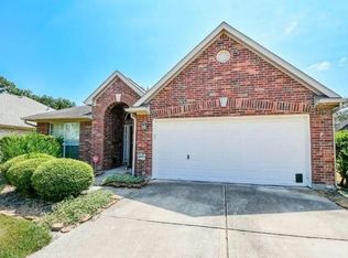 5113 Rainflower Cir S, League City, TX 77573