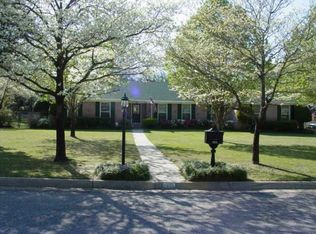 1211 Dartmouth Dr, Dothan, AL 36303