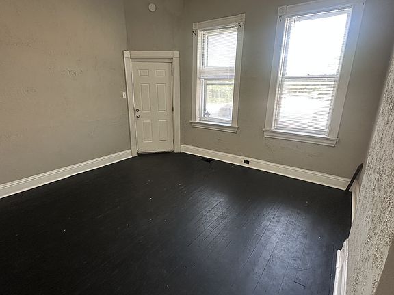 4th image of 3244 Gravois Ave #1F