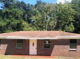 154 Alice Dr, Defuniak Springs, FL 32435