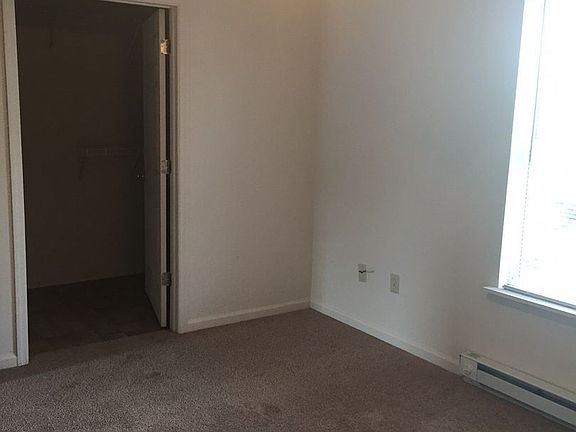5th image of 148 S Killarney Ln APT 16