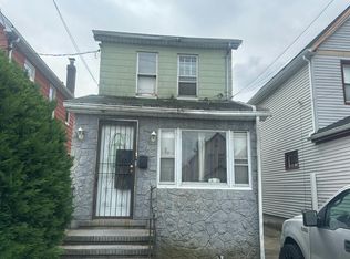 221-22 107th Ave, Jamaica, NY 11429