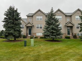 2014 S Austrian Pine St, Lockport, IL 60441