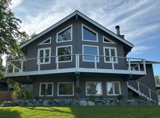 2700 Pelican Dr, Anchorage, AK 99502