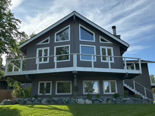 2700 Pelican Dr, Anchorage, AK 99502