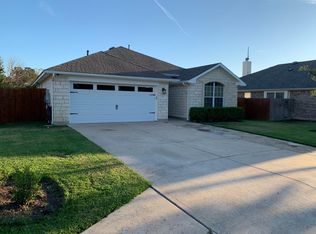 1004 Ridgebluff Cir, Leander, TX 78641