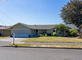 15340 SE Yamhill St, Portland, OR 97233