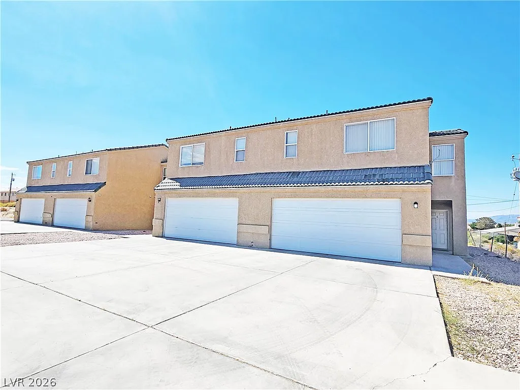 Building Photo - 1080 S Karen Ct #3