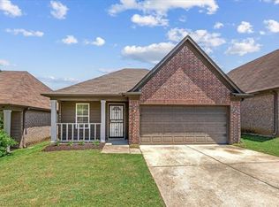 5569 Falling Bark Dr, Memphis, TN 38134