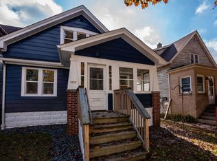 2215 E Holt Ave, Milwaukee, WI 53207