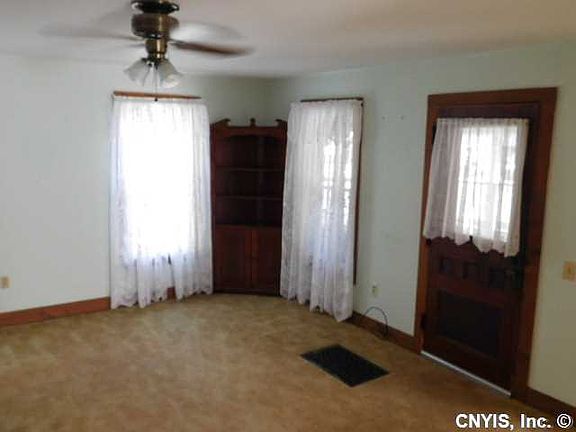 3rd image of 303 S Seward Ave