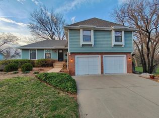 2421 Edgehill Rd, Salina, KS 67401