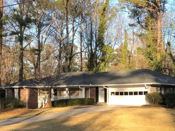 6915 Heathfield Dr, Sandy Springs, GA 30328