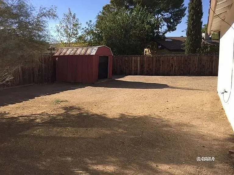 932 Kinnett Ave — Photo 11
