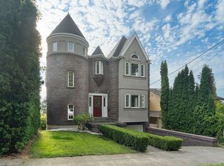 1721 33rd Ave, Seattle, WA 98122