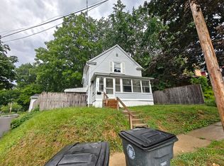 2162 8th St SW, Akron, OH 44314