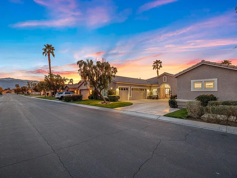 45163 Crystal Springs Dr — Photo 86