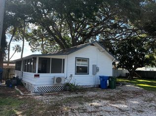 2710 3rd Ave E, Bradenton, FL 34208