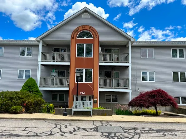 724 Beverage Hill Ave APT B2, Pawtucket, RI 02861