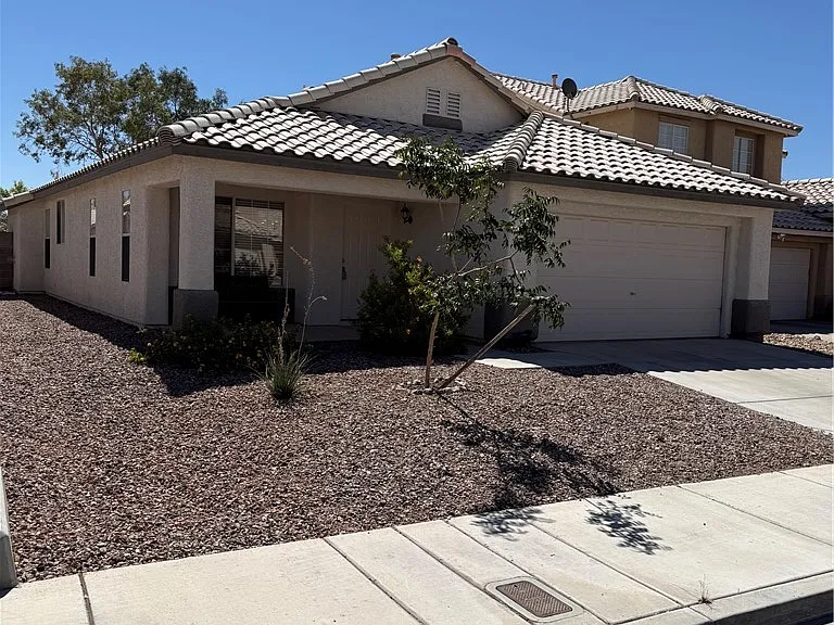 8056 Sweet Clover Ct — Photo 3