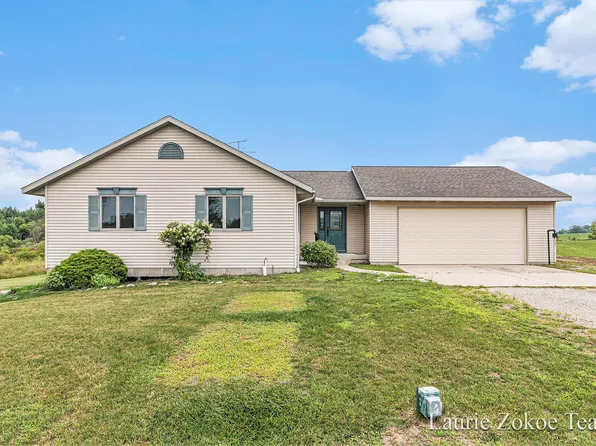 15660 Juniper Dr, Marne, MI 49435