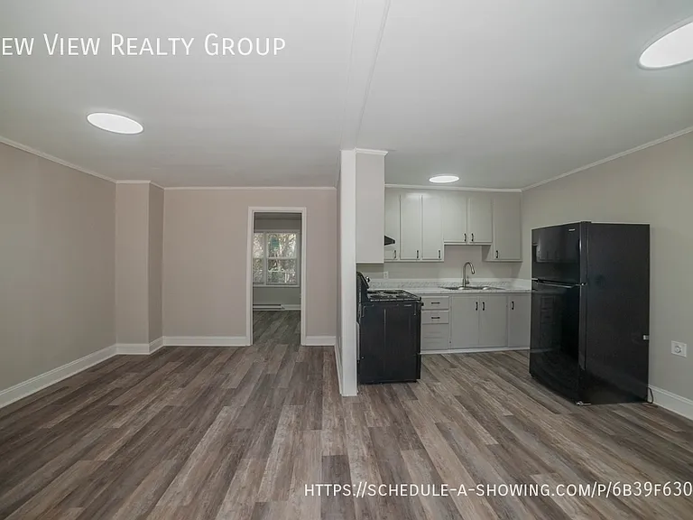 5115 Higgins St — Photo 2
