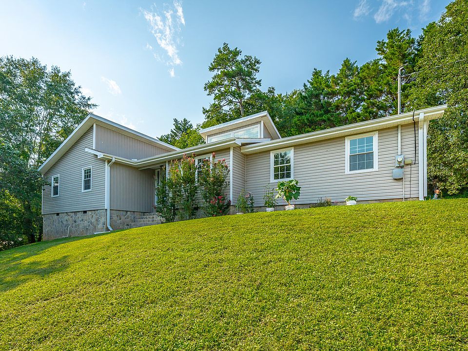 1st image of 401 Shannon Dr