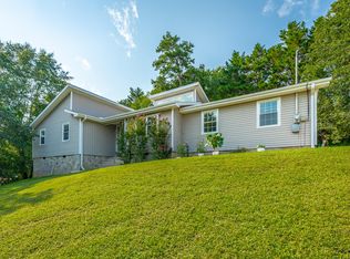 401 Shannon Dr, Hixson, TN 37343