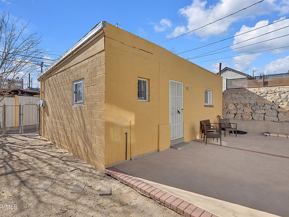 4th image of 1509 N Campbell St #D