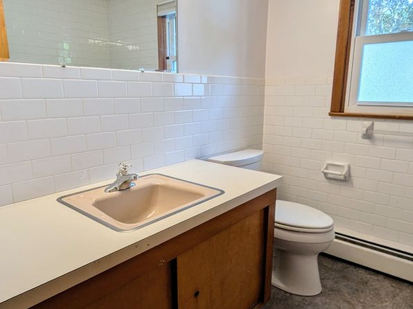 649 N Warren St FLOOR 1