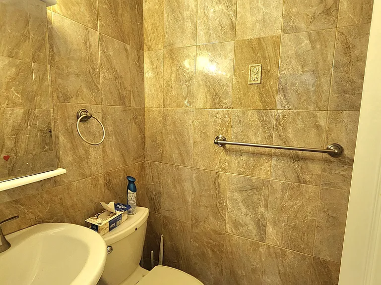 501 Surf Ave #12T — Photo 13
